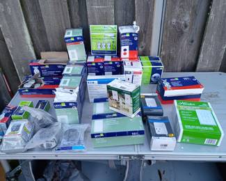 TONS OF TOOLS  AND SUPPLIES!! im not naming them all but handtools, eletric tools, looks like a small home depot lol 