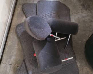Subaru mats and headrests