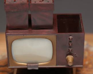 Vintage TV Shaker Set