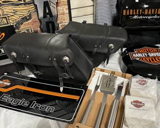 Vintage leather HD saddle bags with custom lacework, HD BBQ set, Party cups and napkins