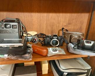 Vintage cameras. Petri and a Ricoh, a Polaroid and more...