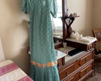 Vintage Dress, circa 1930'3