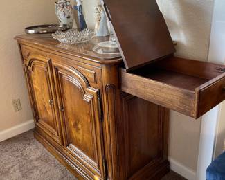 Henredon server (pic 3)