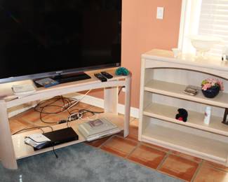 TV table and matching bookcase