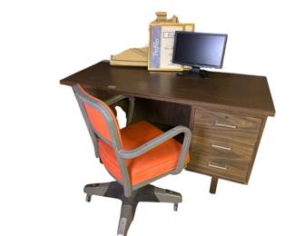 Vintage Desk Set Up With Modern Accessories