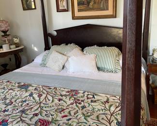 King size 4 post bed