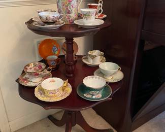 2 tier table, cups & saucers