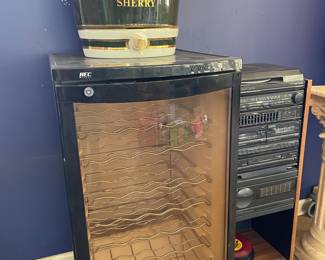 Wine frig, Medoza keg