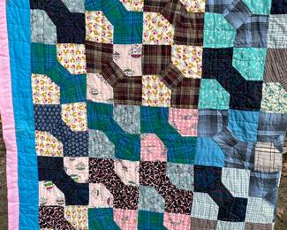 Vintage "Bow Tie" quilt