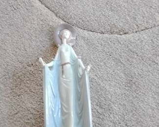 Lladro Porcelain Figurine "Angel with Lyre"