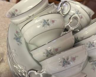 Noritake "Rose Garden" China Set (priced individually)