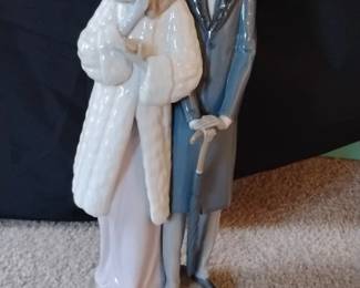 Lladro Porcelain Figurine "The Kiss"