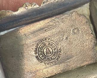 Vintage Metal Napkin Ring with Figural Embellishment