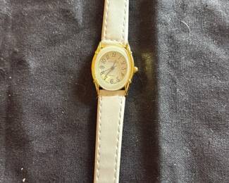 Finesse Quartz Women's Watch with White Leather Band