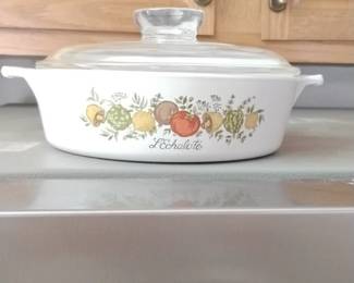 CorningWare "L'echalote" Casserole Dish