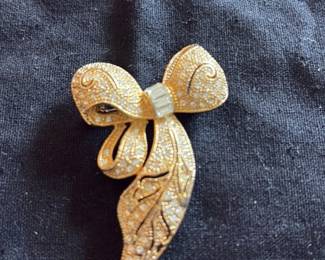 Vintage Rhinestone Bow and Leaf Brooch