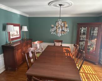 Ethan Allen dining room furniture. Buffet curio cabinet chairs and table.