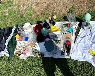 mugs, plates, bowls, sushi maker, kitchenware, glassware