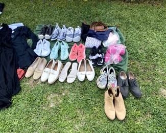 Shoes. Nike, converse. Bags longchamp