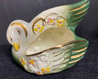 Small Swan Planter