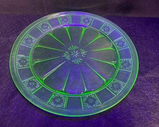 Doric Salad Plate-Uranium