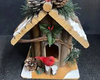 Birdhouse w/Red Bird