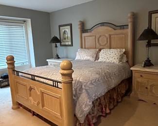 Lexington "Pacific Overture" Solid Light Oak Wood  Queen 5 Piece Bedroom Set