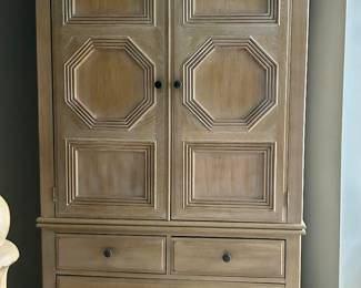 Armoire