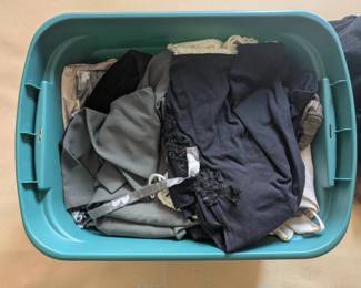 EAT224- Mystery Lot Of Womens Tops 