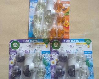 EAT174- Air Wick Air Freshener Lot 