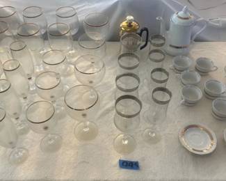 EAT049 - Assorted lot of Gold & Silver Toned wine glasses and tea set