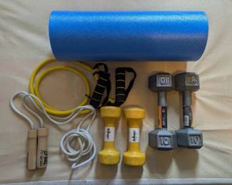 EAT188- Fitness Equipment Lot