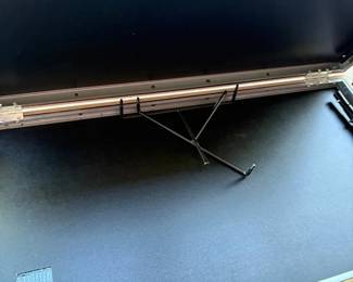 EAT072 Portable Foldable Ping Pong Table w/Accessories Disassembled