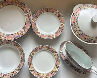 EAT036 - Porcelain Dinner Plate Set