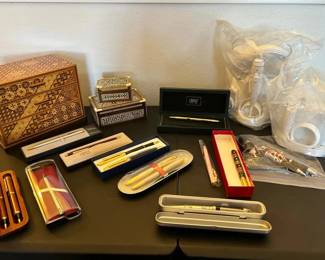 EAT374 - Office Mystery Lot