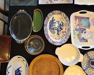 EAT055 - Assorted Serving Trays and Platters 