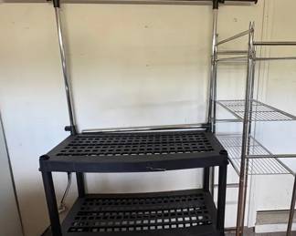 EAT334 Modified Plastic Shelf With Clothes Rack And a Metal Wire shelf