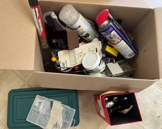 EAT250 - Mystery lot of Tools and equipment 