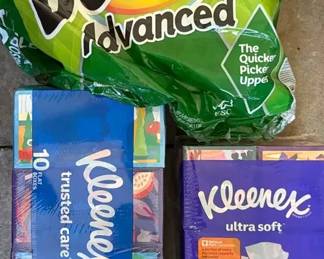 EAT285 Kleenex And Paper Towels 