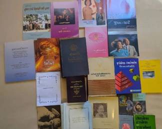 EAT144- Lot of Mixed Thai Books & Magazines
