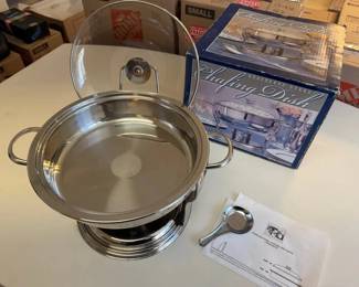 EAT221 - Stainless Steel Chafing Dish (4 quart)