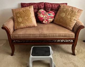 EAT305 - Wood Silk Upholstered Bench And More