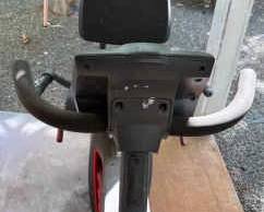 EAT008 Momentum Series Stationary Bike 