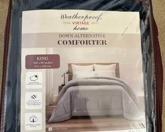 EAT363 - King Size Comforter