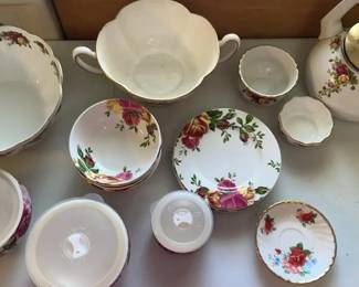 EAT058 - Rare Vintage Royal Albert Rose Porcelain China Set