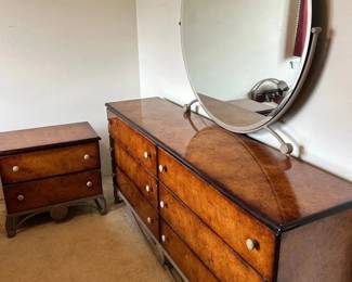 EAT134 - Dresser And Nightstand