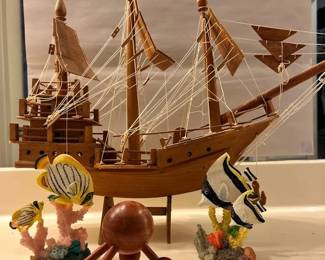 EAT211 - Decorative Art Fish & Ship & More