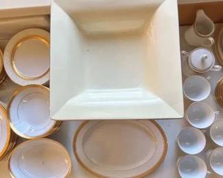 EAT022 - Gold And White Fine China Set