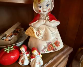 Vintage Hull Little Red Ridinghood cookie jar