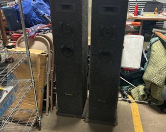 Concert speakers